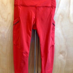 Lululemon size 2 yoga pants